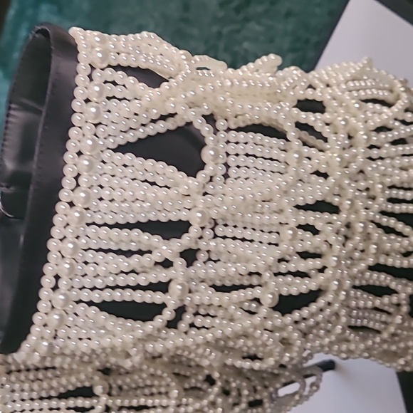 Elegant Black and White Pearl Heeled Boots - Picture 3 of 4